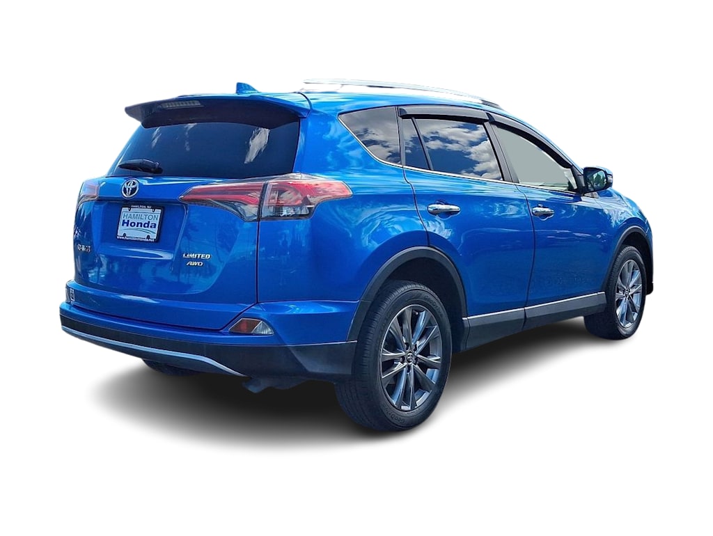 Thumbnail: 2017 Toyota RAV4 - 25