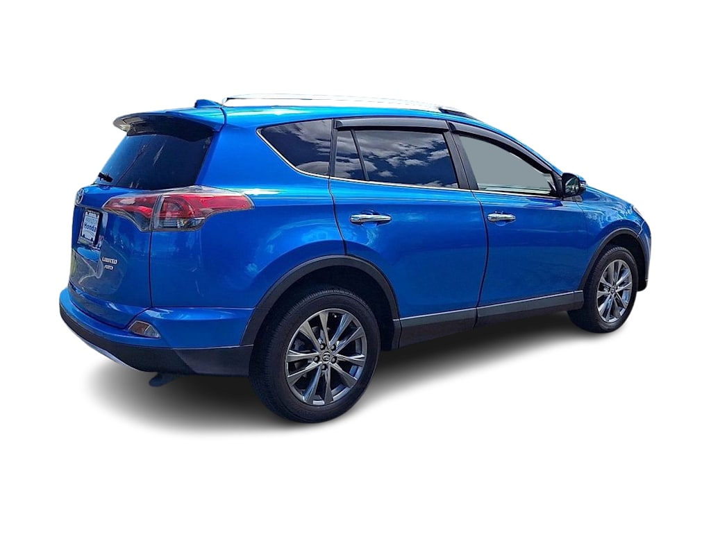 Thumbnail: 2017 Toyota RAV4 - 15