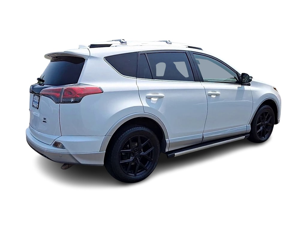 Thumbnail: 2016 Toyota RAV4 - 16