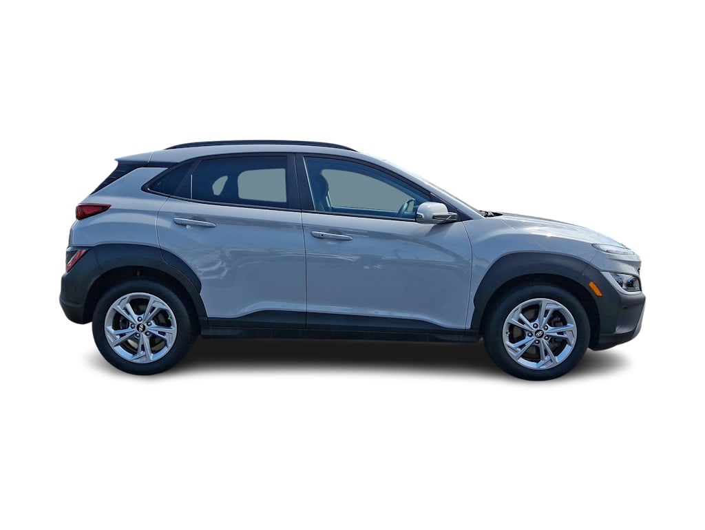 2022 Hyundai Kona SEL 27