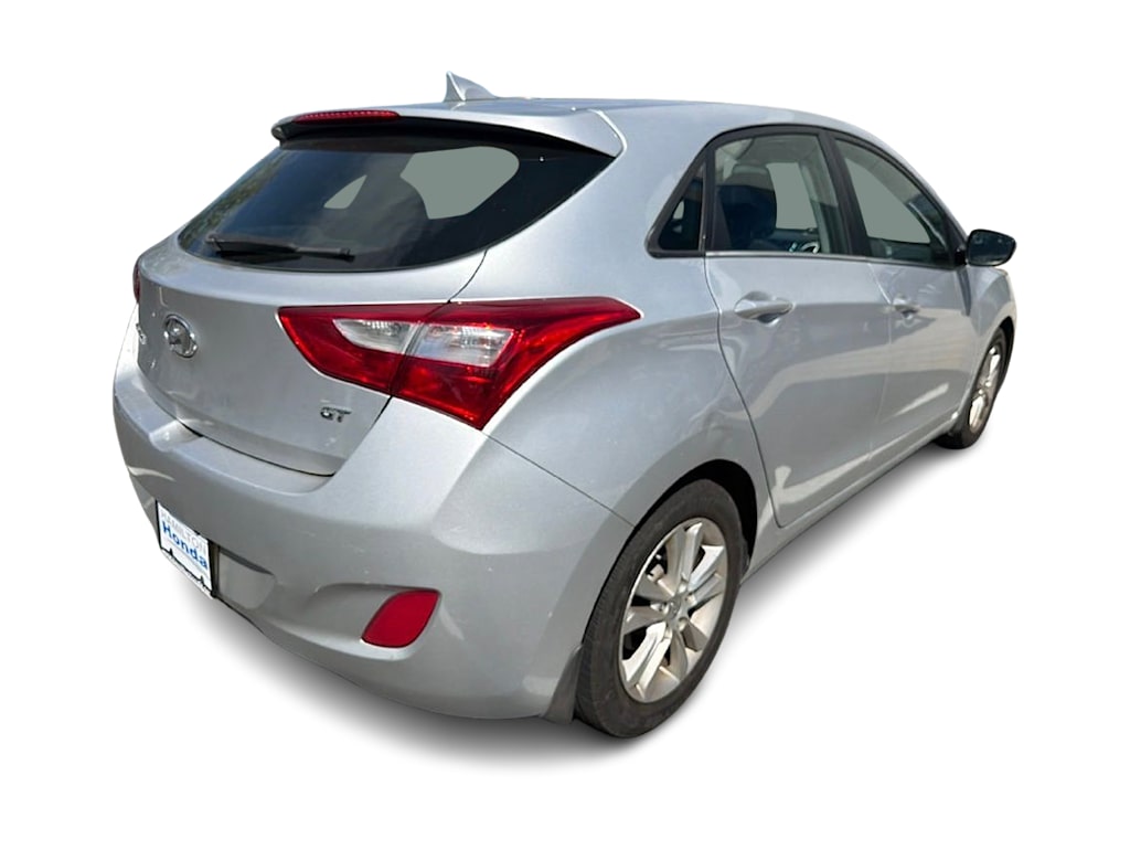 Thumbnail: 2013 Hyundai Elantra - 16