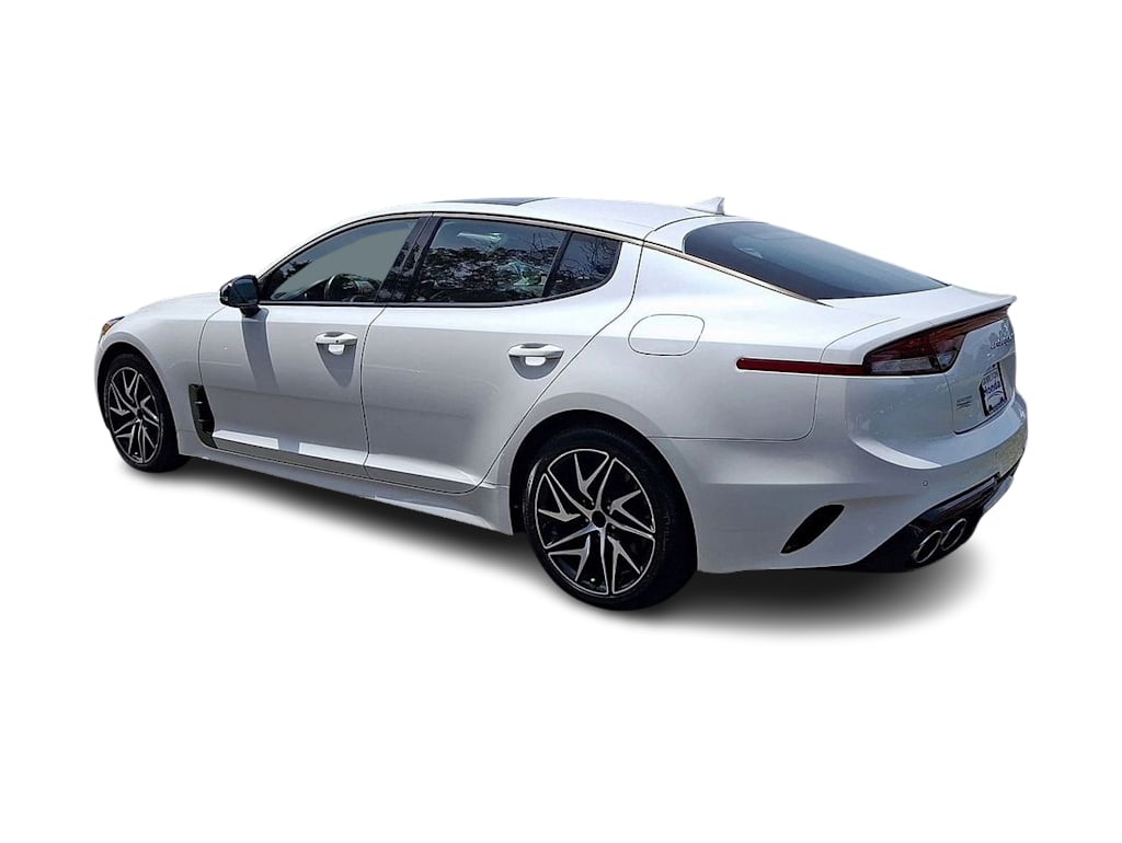 Thumbnail: 2022 Kia Stinger - 4