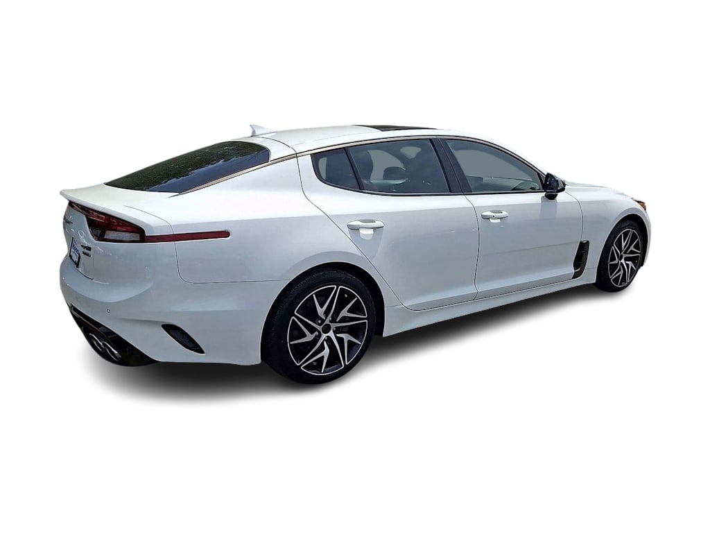 Thumbnail: 2022 Kia Stinger - 15