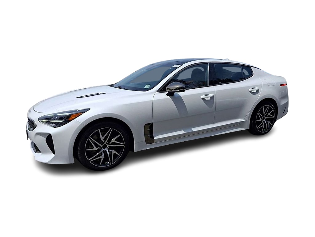 Thumbnail: 2022 Kia Stinger - 3