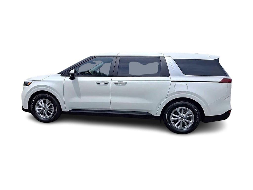 Thumbnail: 2023 Kia Carnival - 3