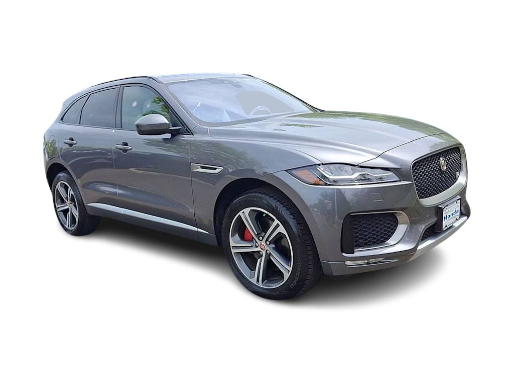Thumbnail: 2019 Jaguar F-Pace - 14