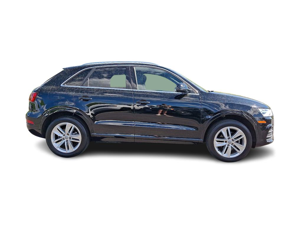 2016 Audi Q3 Premium Plus 26