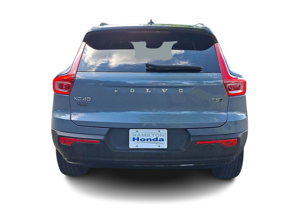 Thumbnail: 2021 Volvo XC40 - 25