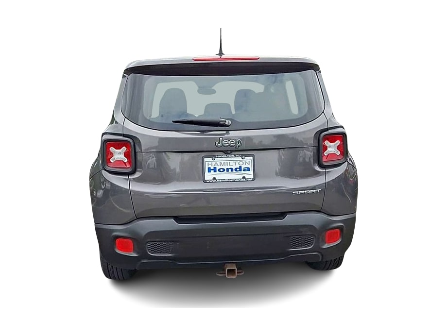 Thumbnail: 2016 Jeep Renegade - 5