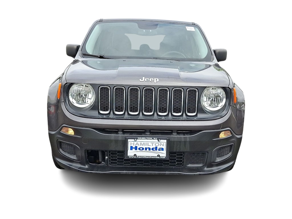 Thumbnail: 2016 Jeep Renegade - 28