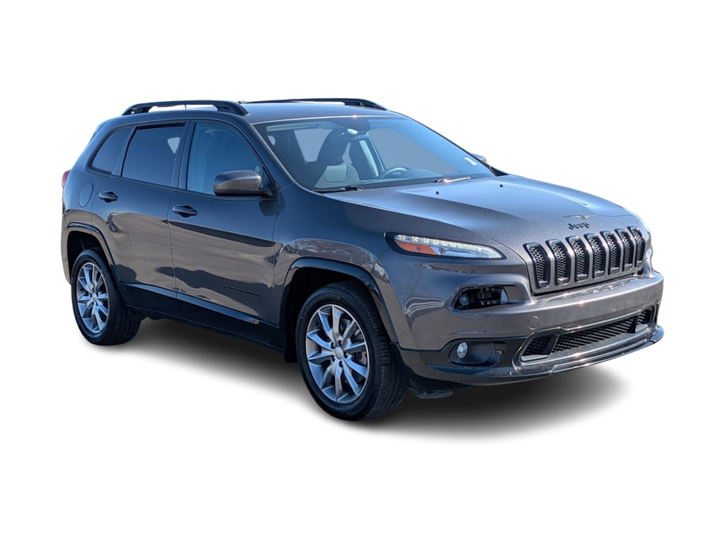 Thumbnail: 2018 Jeep Cherokee - 23