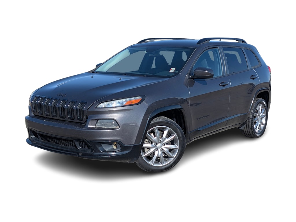 Used 2018 Jeep Cherokee Tech Connect with VIN 1C4PJLCB6JD587910 for sale in Casper, WY