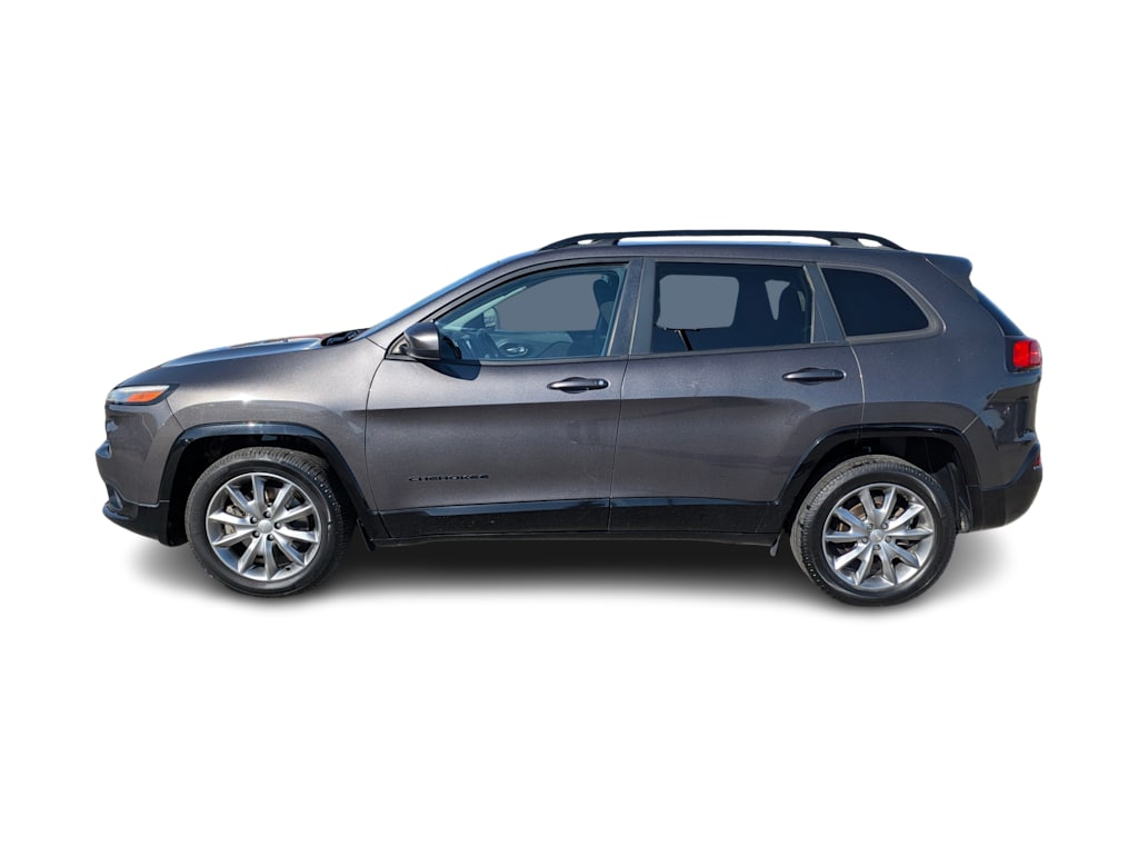 Thumbnail: 2018 Jeep Cherokee - 3