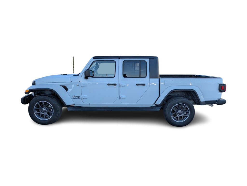 Thumbnail: 2023 Jeep Gladiator - 3