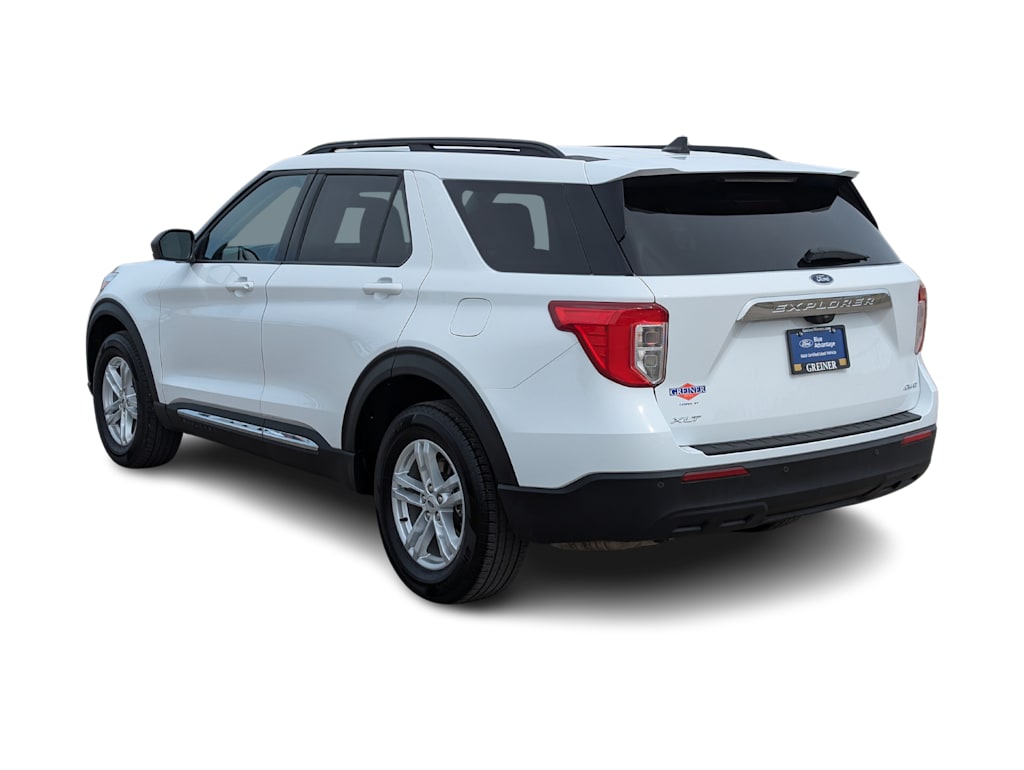 2023 Ford Explorer XLT 4