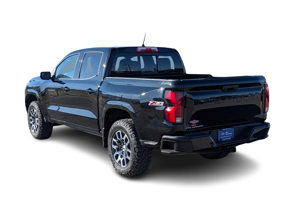 Thumbnail: 2024 Chevrolet Colorado - 4