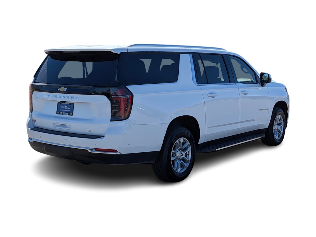 Thumbnail: 2025 Chevrolet Suburban - 18