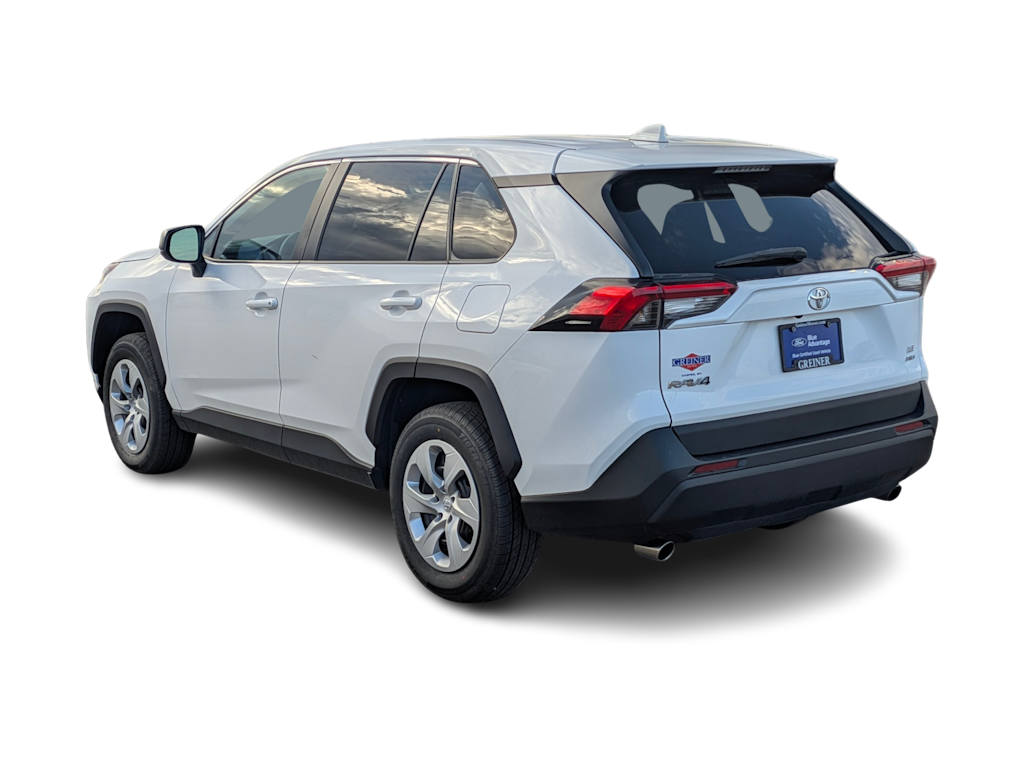 Thumbnail: 2022 Toyota RAV4 - 4