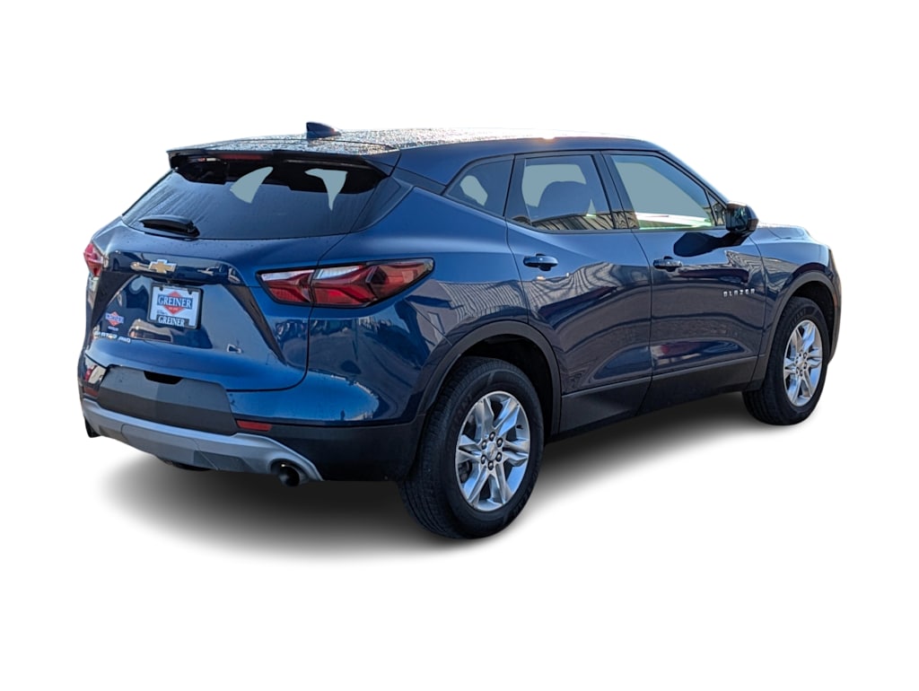 Thumbnail: 2022 Chevrolet Blazer - 22