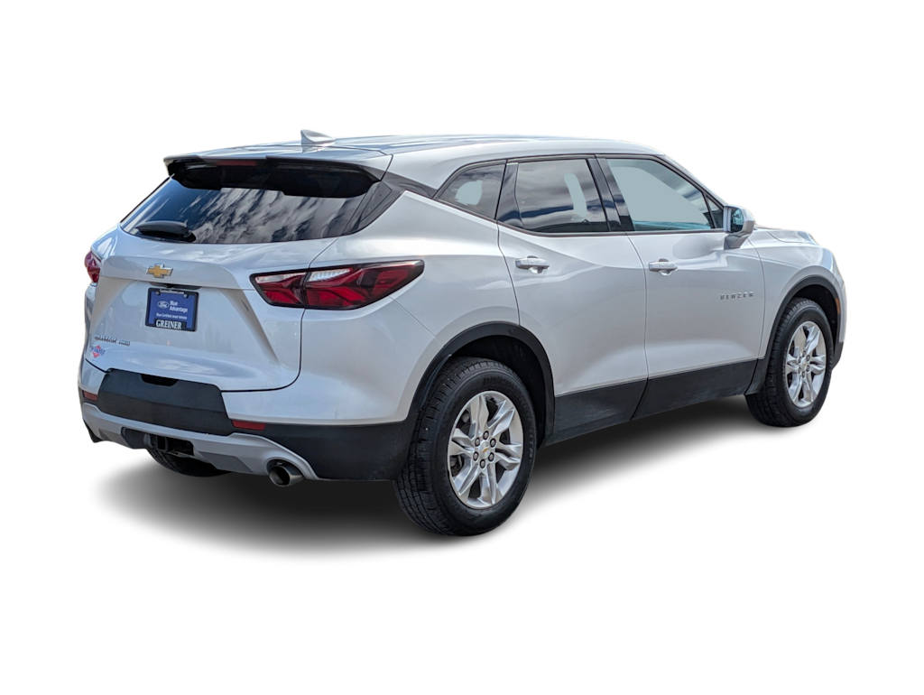 Thumbnail: 2020 Chevrolet Blazer - 21