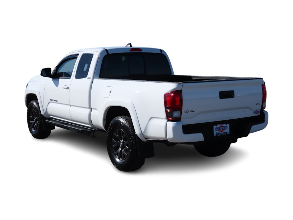 Thumbnail: 2022 Toyota Tacoma - 4