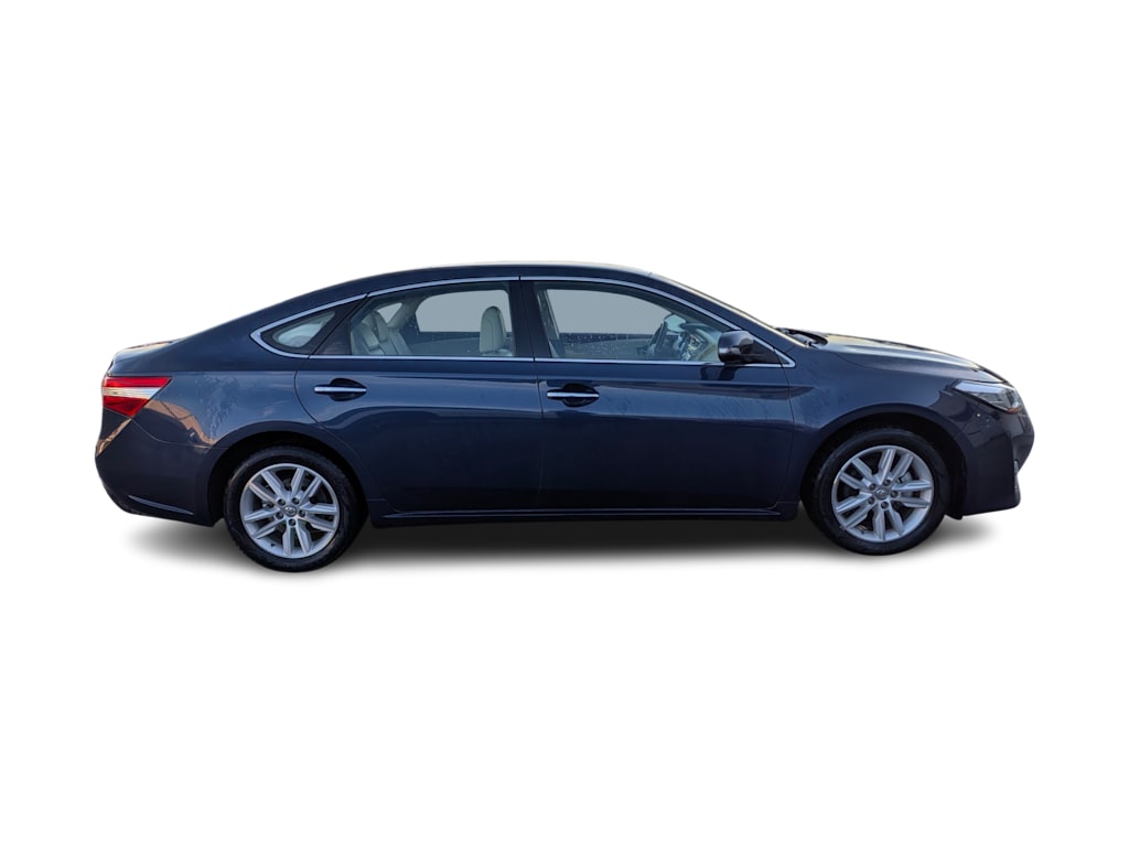 Thumbnail: 2014 Toyota Avalon - 13