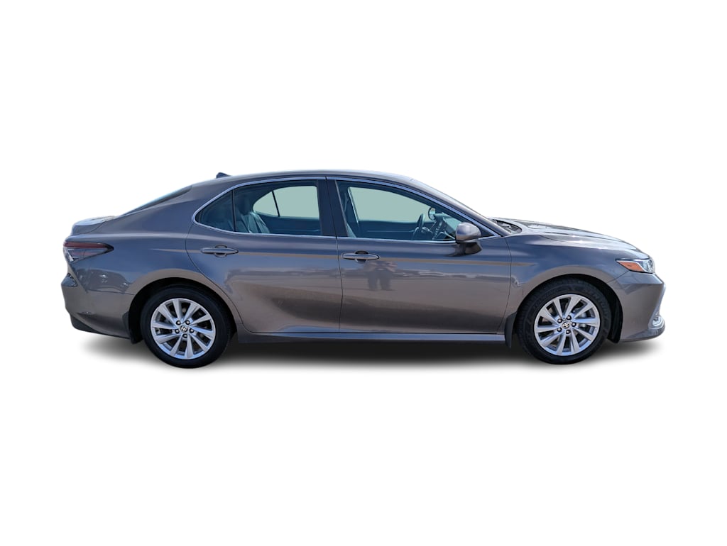 2023 Toyota Camry LE 23