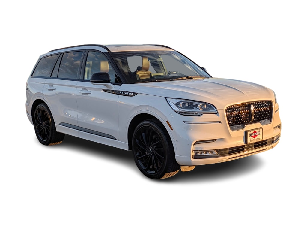 Thumbnail: 2023 Lincoln Aviator - 21