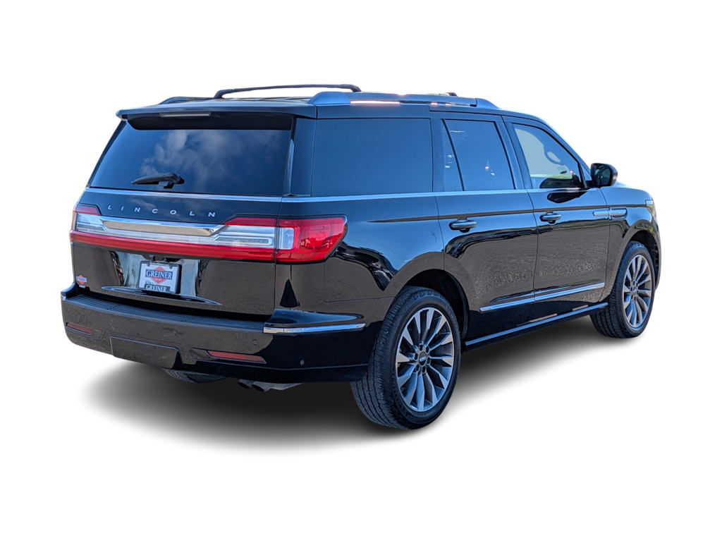 Thumbnail: 2021 Lincoln Navigator - 19