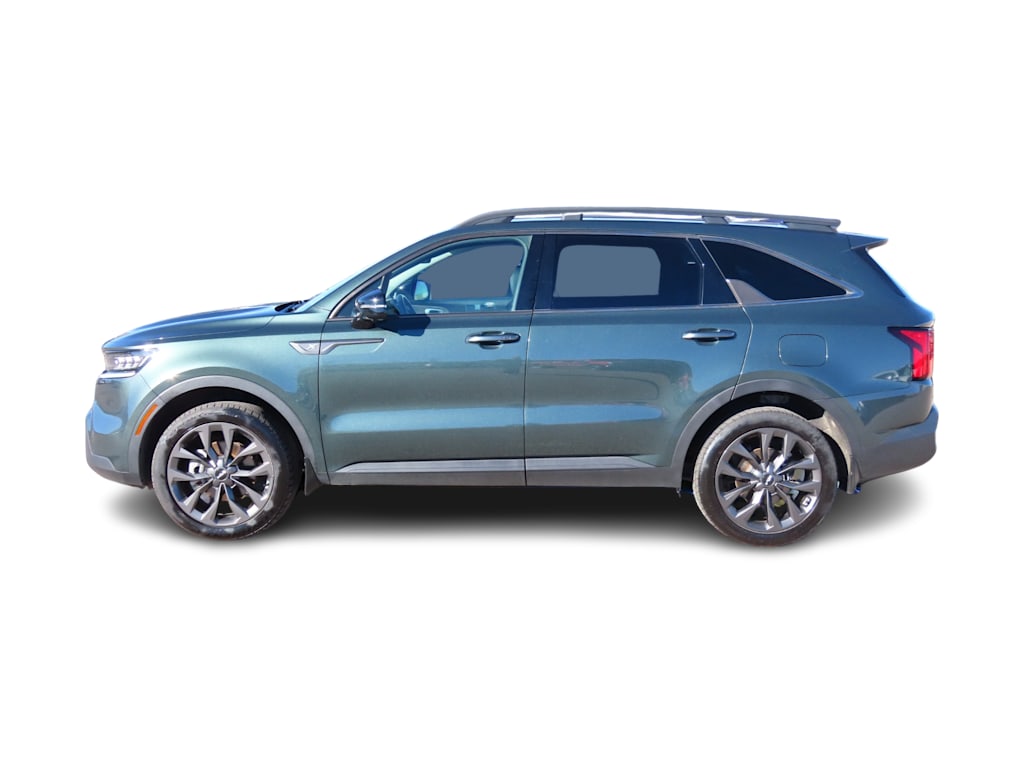 Thumbnail: 2022 Kia Sorento - 3