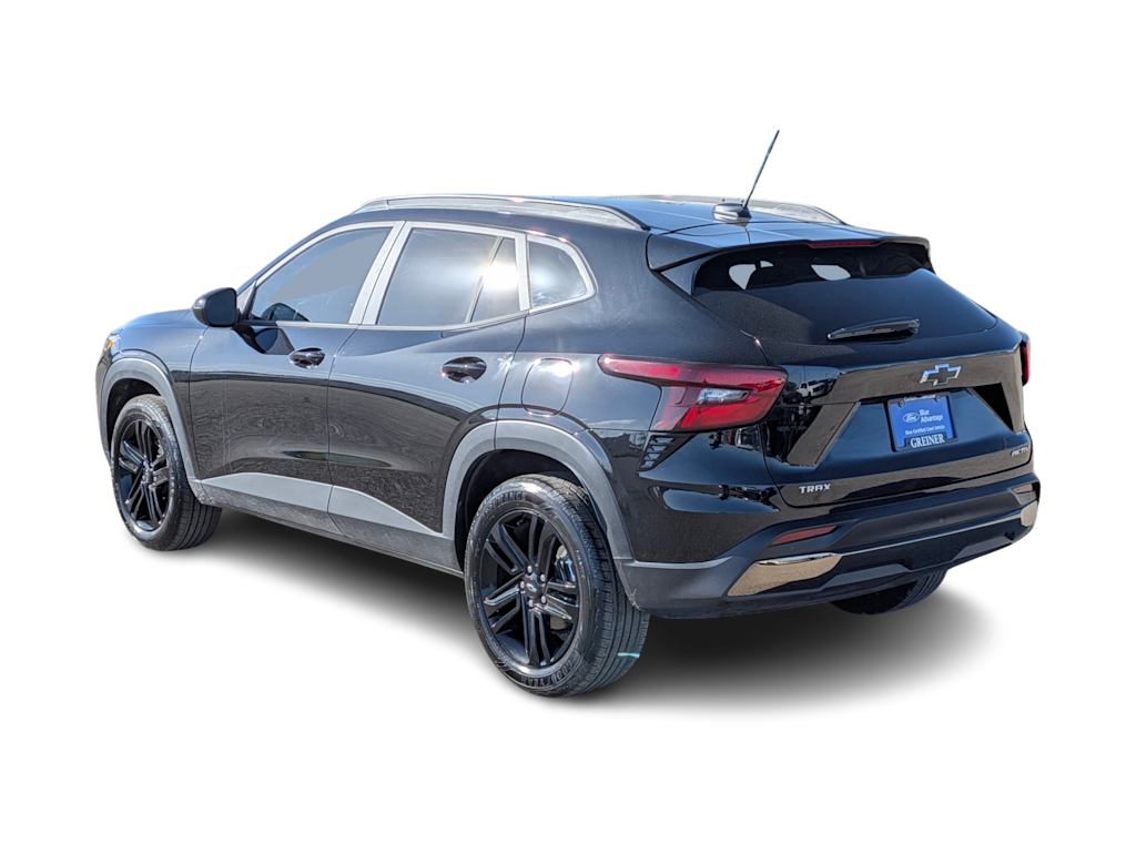 Thumbnail: 2026 Chevrolet Trax - 4