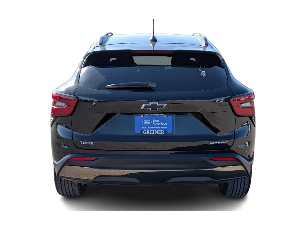 Thumbnail: 2026 Chevrolet Trax - 5