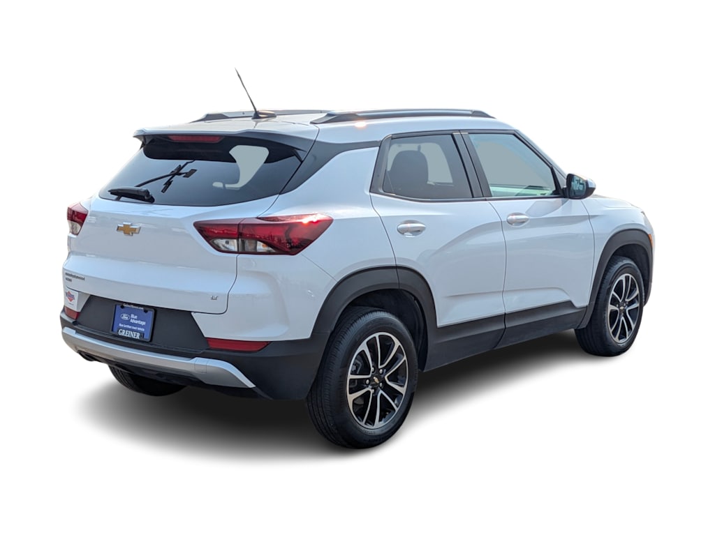 Thumbnail: 2025 Chevrolet TrailBlazer - 21
