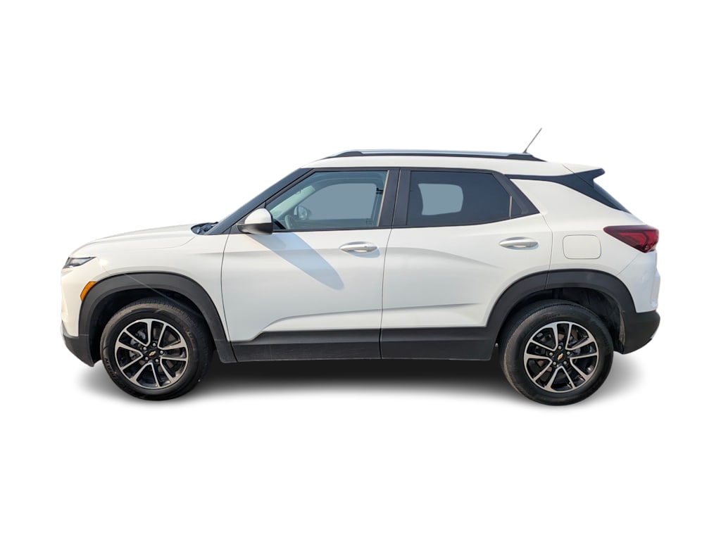 Thumbnail: 2025 Chevrolet TrailBlazer - 3