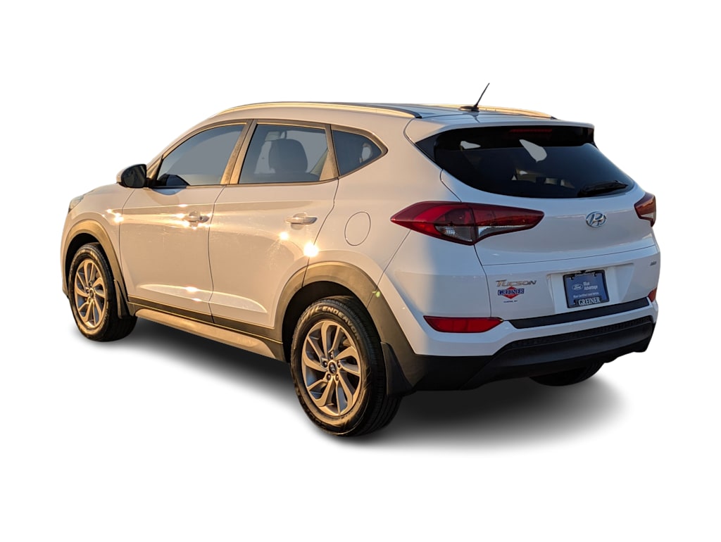 Thumbnail: 2017 Hyundai Tucson - 4