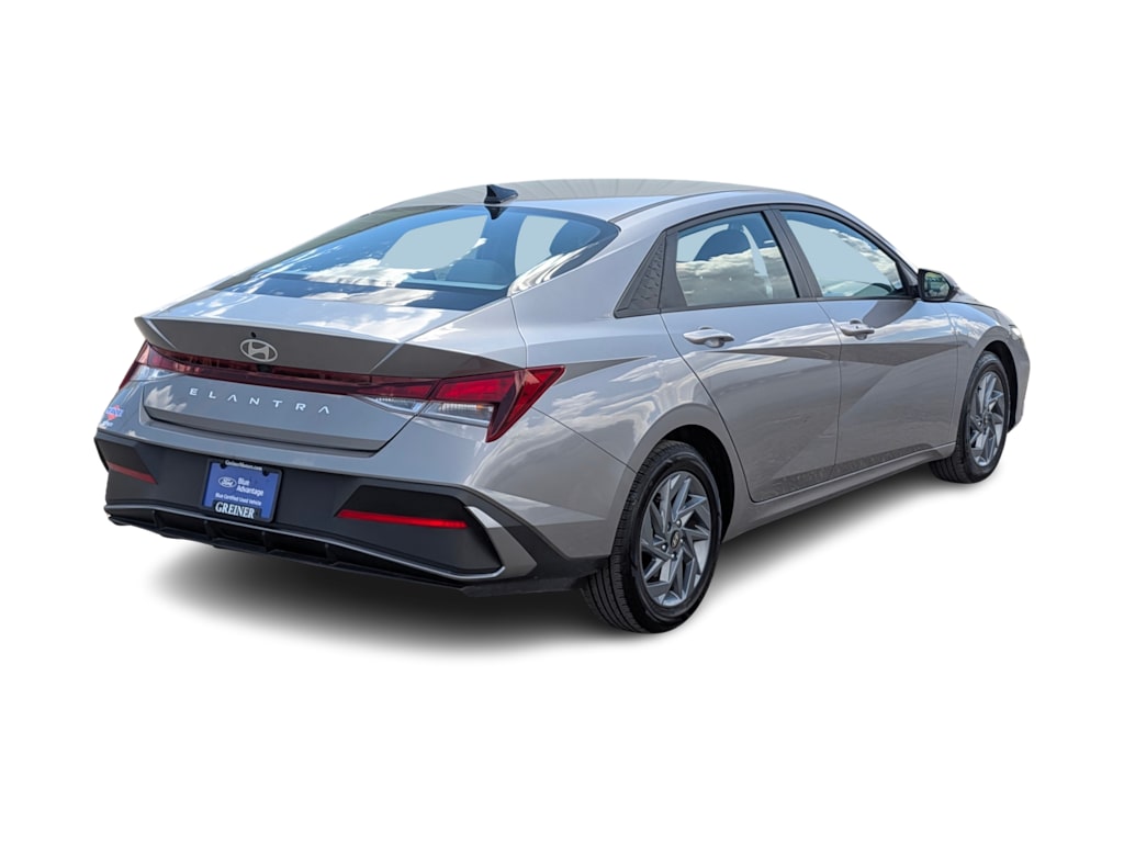 Thumbnail: 2024 Hyundai Elantra - 21