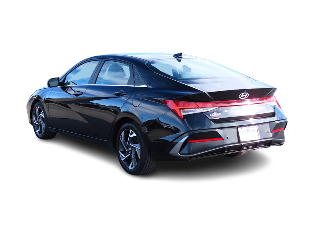 Thumbnail: 2024 Hyundai Elantra - 4