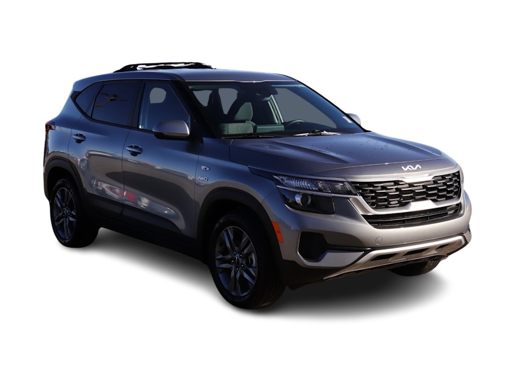 Thumbnail: 2023 Kia Seltos - 23