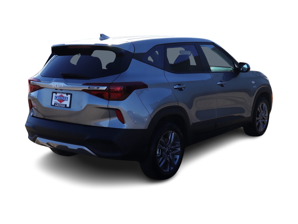 Thumbnail: 2023 Kia Seltos - 21