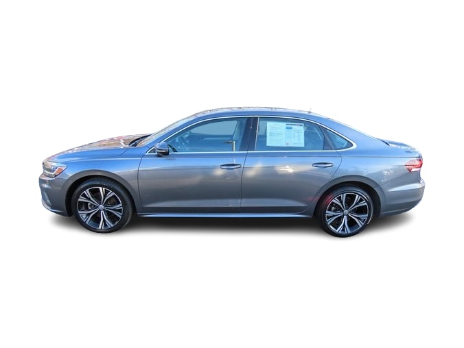 2022 Volkswagen Passat SE 3