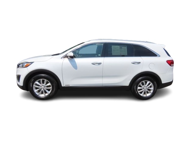 Thumbnail: 2016 Kia Sorento - 3