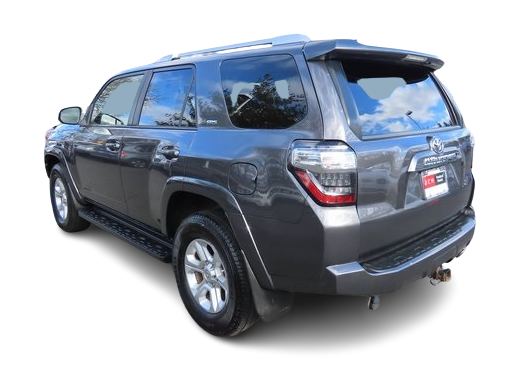 2018 Toyota 4Runner SR5 4