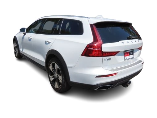 Thumbnail: 2020 Volvo V60 - 4