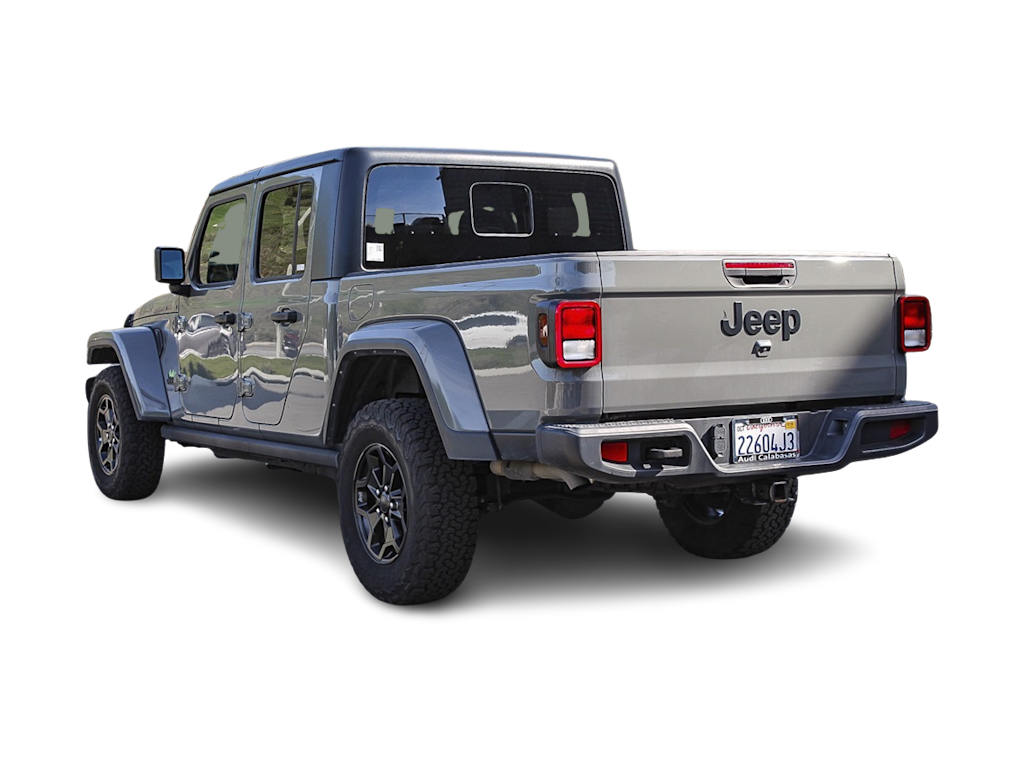 2021 Jeep Gladiator Sport 3
