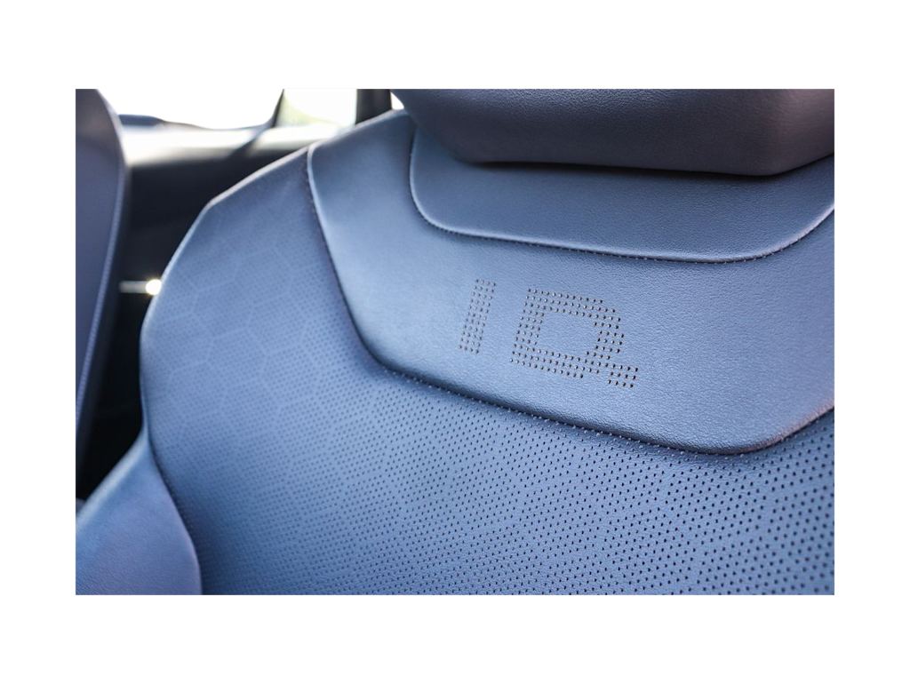 Thumbnail: 2023 Volkswagen ID.4 - 27