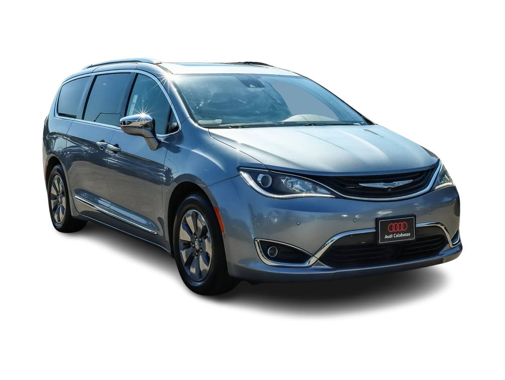 Thumbnail: 2019 Chrysler Pacifica - 19