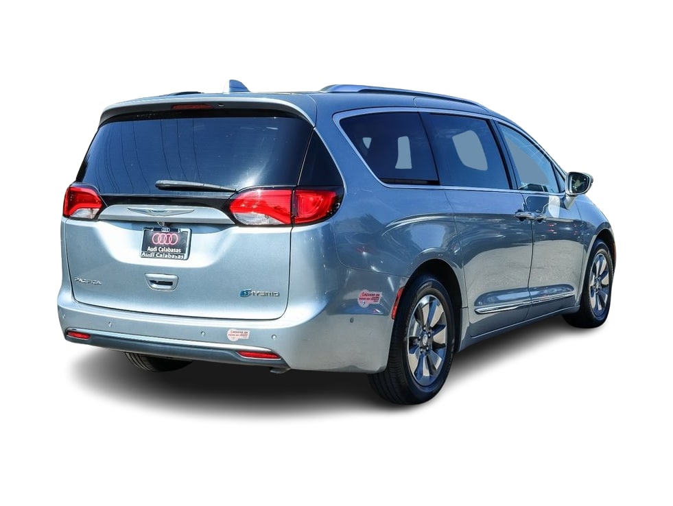 Thumbnail: 2019 Chrysler Pacifica - 18