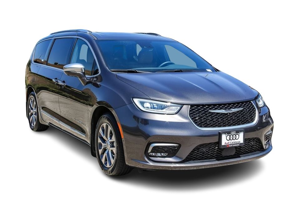 Thumbnail: 2022 Chrysler Pacifica - 19