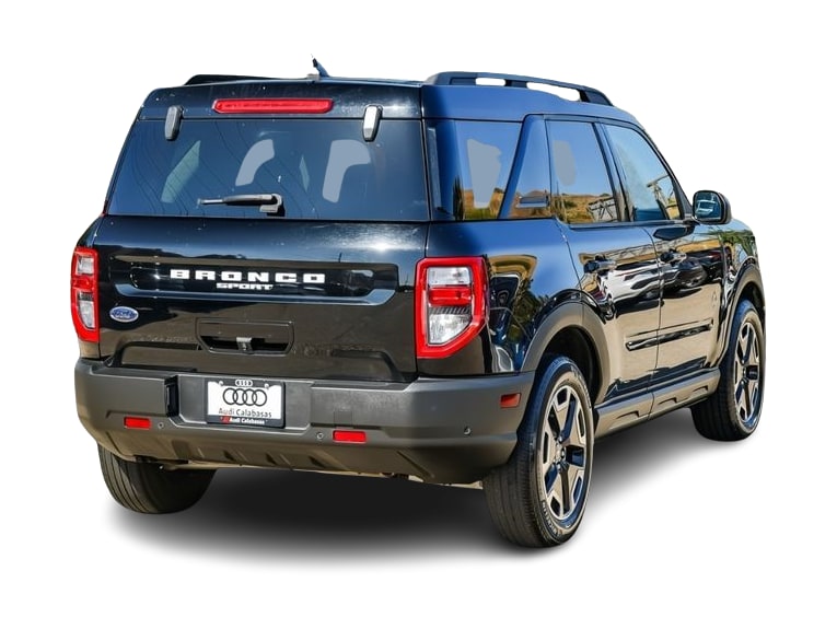 Thumbnail: 2021 Ford Bronco Sport - 18