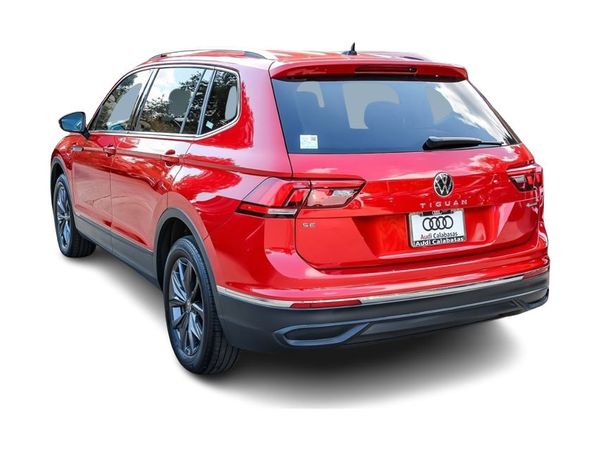 Thumbnail: 2022 Volkswagen Tiguan - 3